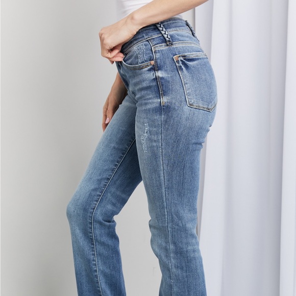 Judy Blue Distressed Pocket Jeans - Picture 2 of 6
